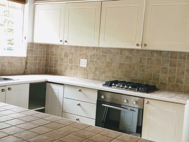 To Let 1 Bedroom Property for Rent in Hout Bay Western Cape